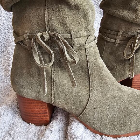 NEW Violet & Red Women's Janine Slouch Suede Leather Boots Size 7M Olive Green - Picture 3 of 9